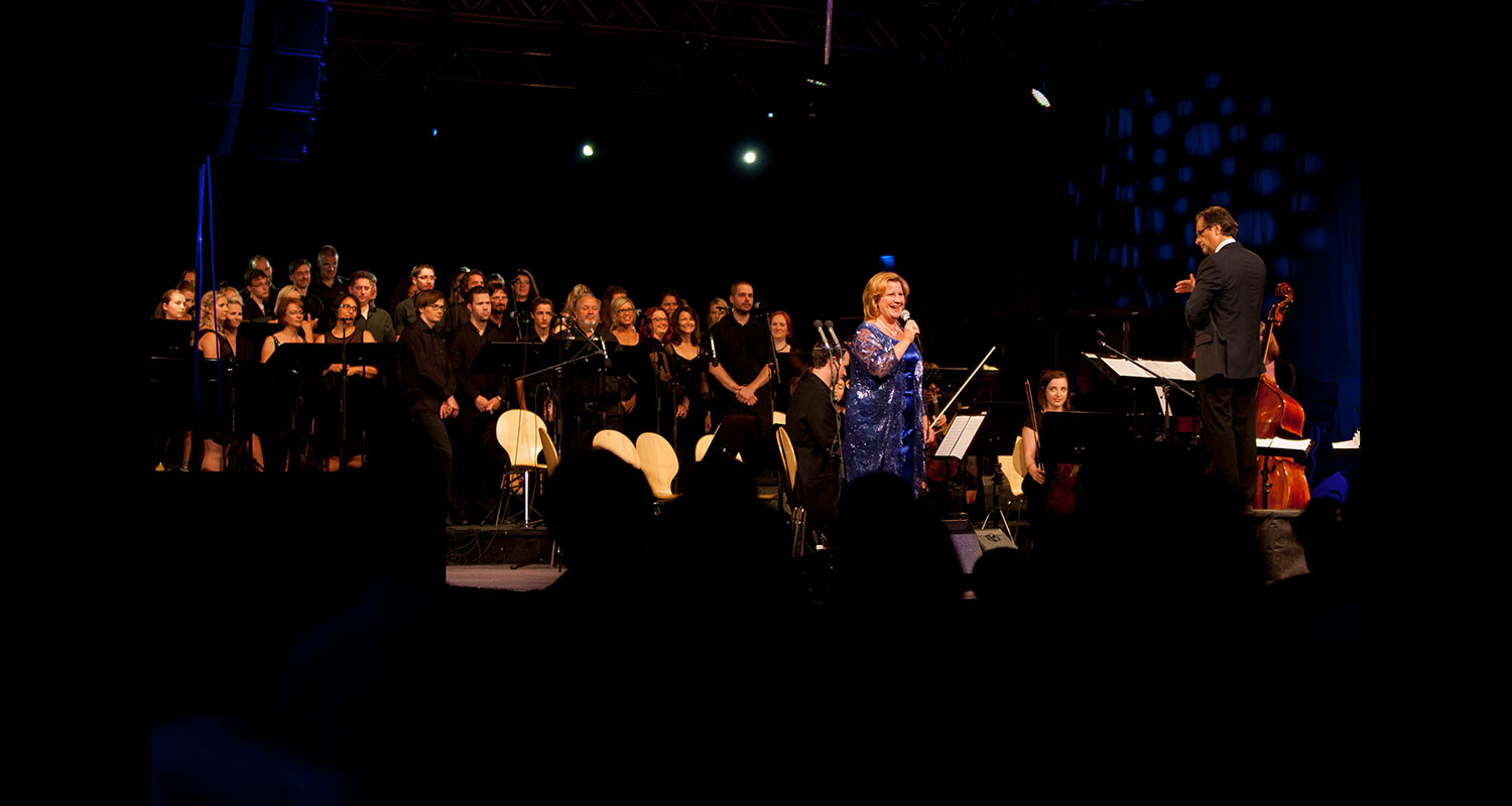 Donna Ellen, Sopranistin und Ensemblemitglied der Wiener Staatsoper, Stargast 2013